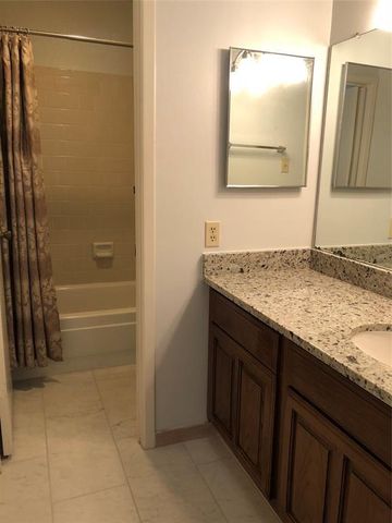2601 S Braeswood Boulevard 203, Houston, TX 77025