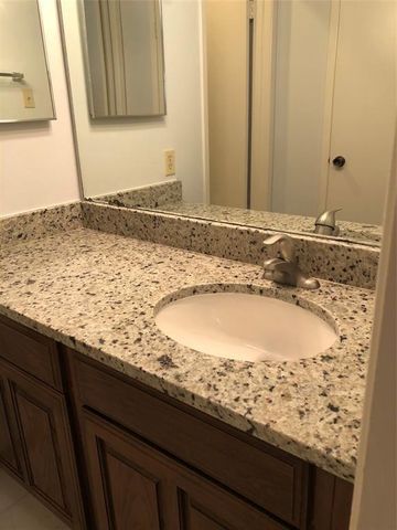 2601 S Braeswood Boulevard 203, Houston, TX 77025