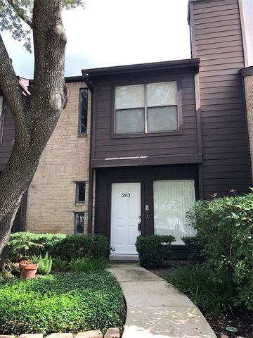 2601 S Braeswood Boulevard 203, Houston, TX 77025