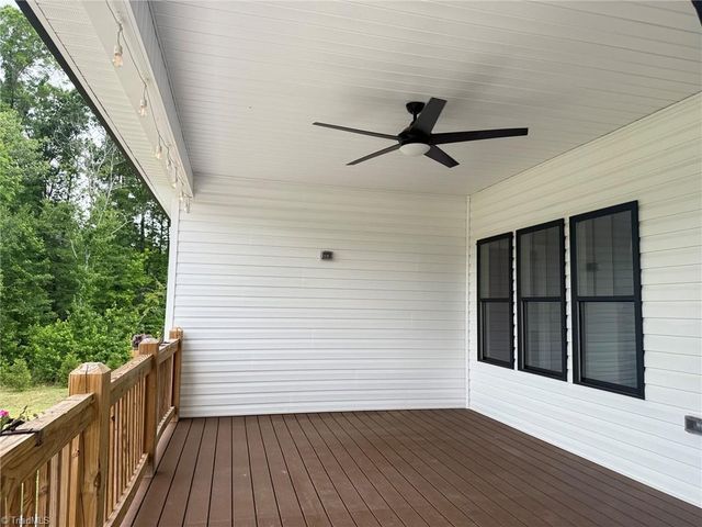 2498 Settle Bridge Road, Stoneville, NC 27048