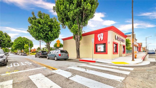 3174 E Gage, Huntington Park, CA 90255