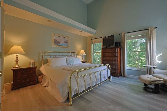 10 Paul Revere Path 10, Hopkinton, MA 01748