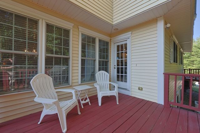 10 Paul Revere Path 10, Hopkinton, MA 01748