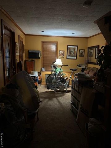 11 Hatcher Court, Amityville, NY 11701