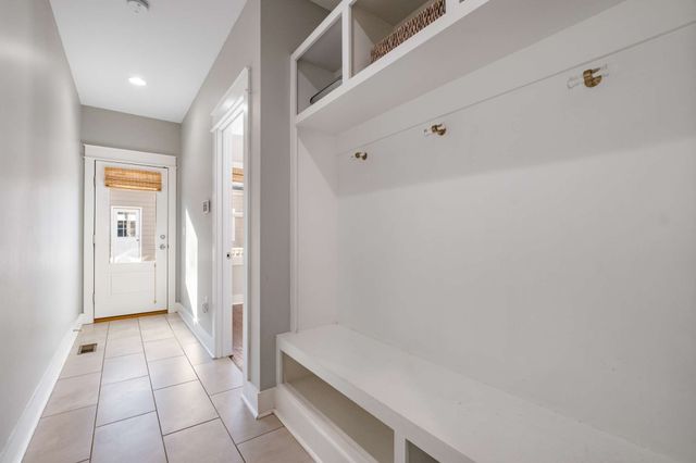 1719 7th Ave, N, Nashville, TN 37208