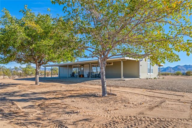 3820 N Tonto Road, Golden Valley, AZ 86413