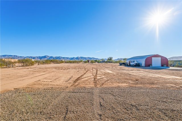 3820 N Tonto Road, Golden Valley, AZ 86413