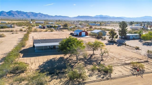 3820 N Tonto Road, Golden Valley, AZ 86413