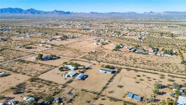 3820 N Tonto Road, Golden Valley, AZ 86413