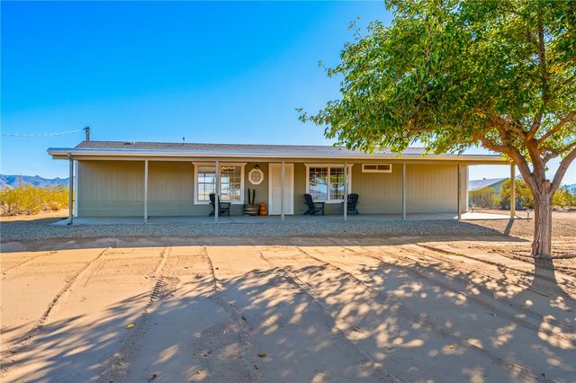 3820 N Tonto Road, Golden Valley, AZ 86413