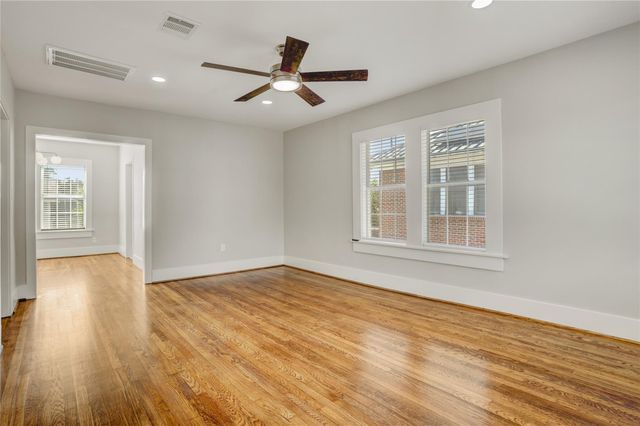 4314 Bell Street 2, Houston, TX 77023