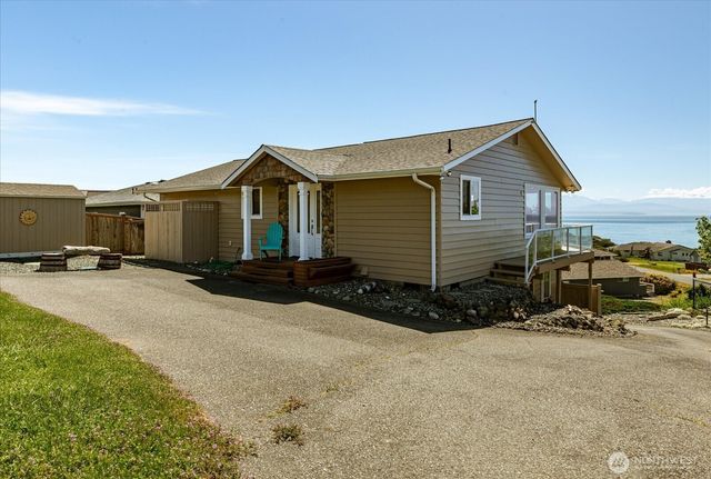724 Hacienda Drive, Coupeville, WA 98239