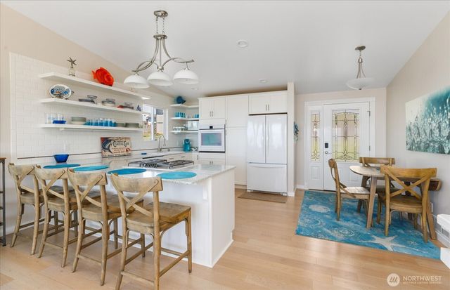 724 Hacienda Drive, Coupeville, WA 98239