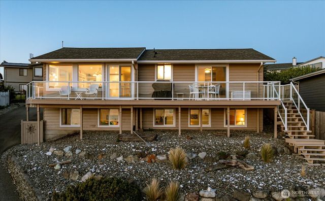 724 Hacienda Drive, Coupeville, WA 98239