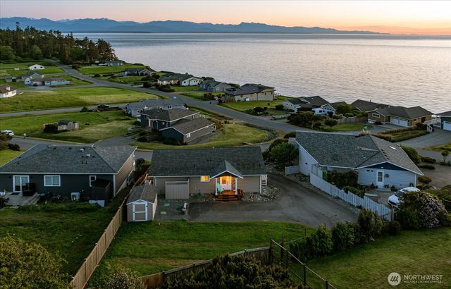 724 Hacienda Drive, Coupeville, WA 98239
