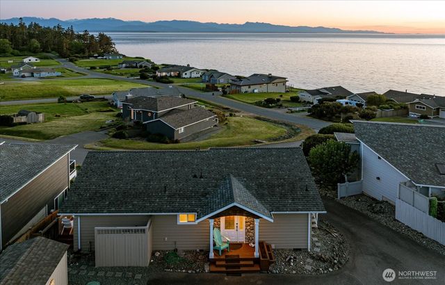 724 Hacienda Drive, Coupeville, WA 98239