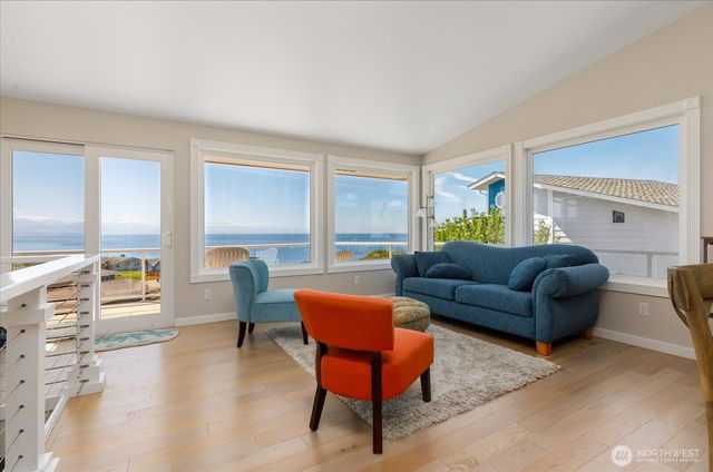 724 Hacienda Drive, Coupeville, WA 98239