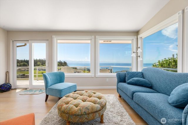 724 Hacienda Drive, Coupeville, WA 98239