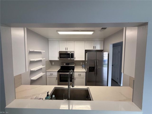4153 Macarthur RD, Virginia Beach, VA 23453