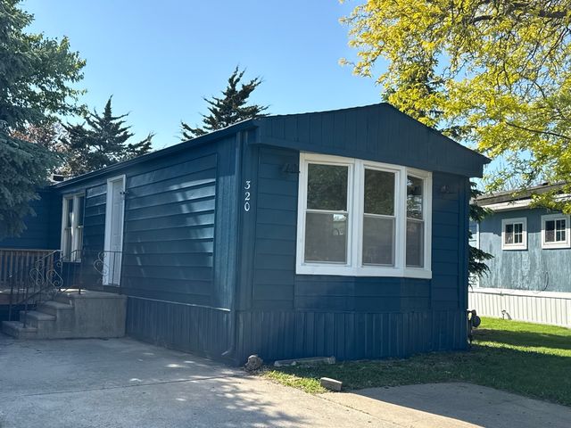 320 Pleasant Terrace, Matteson, IL 60443
