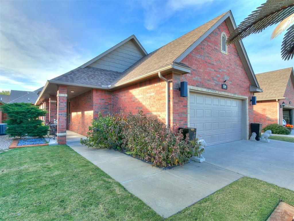 8509 Saint Elmo Court, Oklahoma City, OK 73139