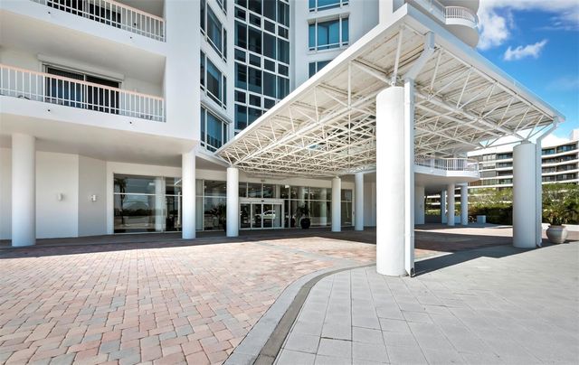 455 LONGBOAT CLUB ROAD PH8, Longboat Key, FL 34228