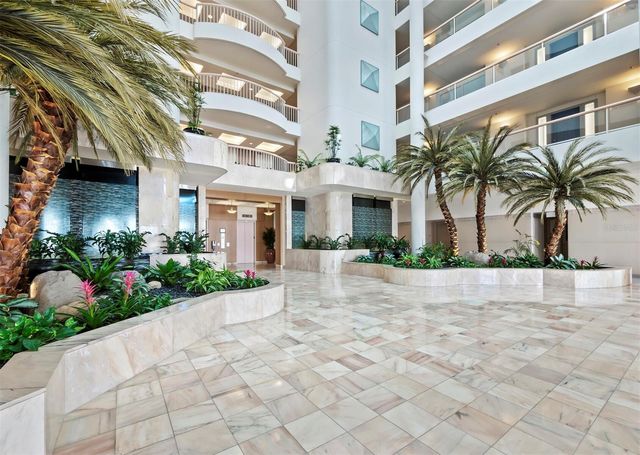 455 LONGBOAT CLUB ROAD PH8, Longboat Key, FL 34228