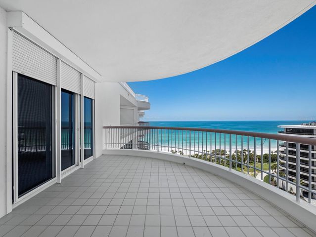 455 LONGBOAT CLUB ROAD PH8, Longboat Key, FL 34228