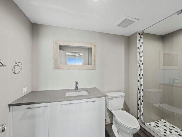 455 LONGBOAT CLUB ROAD PH8, Longboat Key, FL 34228