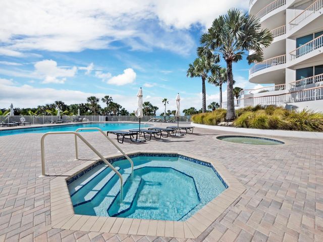 455 LONGBOAT CLUB ROAD PH8, Longboat Key, FL 34228
