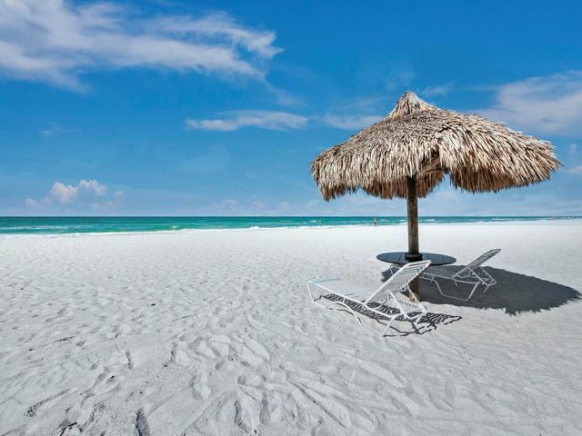 455 LONGBOAT CLUB ROAD PH8, Longboat Key, FL 34228