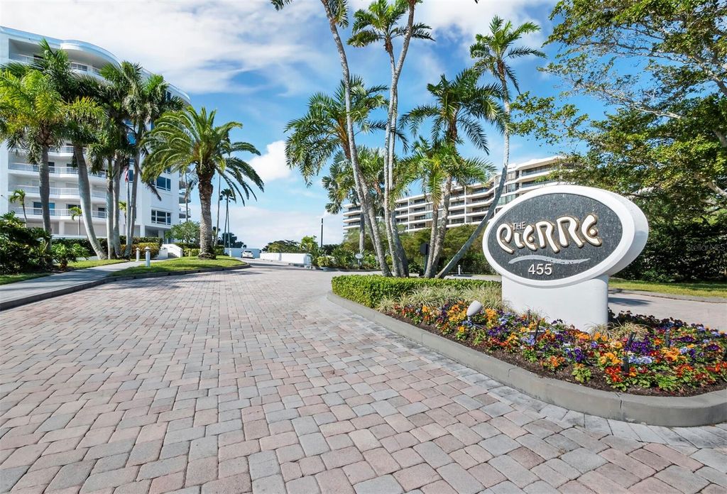 455 LONGBOAT CLUB ROAD PH8, Longboat Key, FL 34228