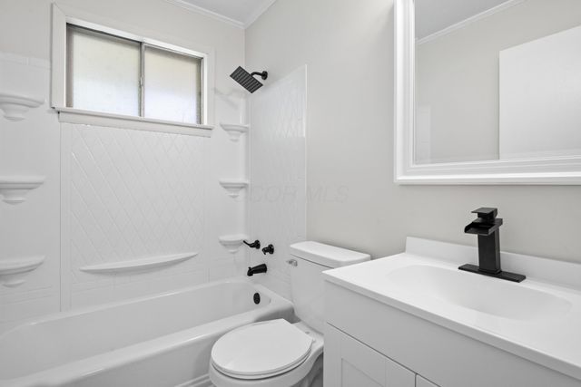 4174 Powell Avenue, Columbus, OH 43213