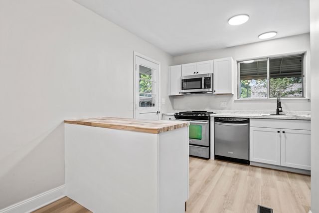 4174 Powell Avenue, Columbus, OH 43213