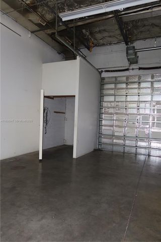 1480 NE 131st St, North Miami, FL 33161