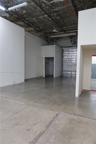 1480 NE 131st St, North Miami, FL 33161