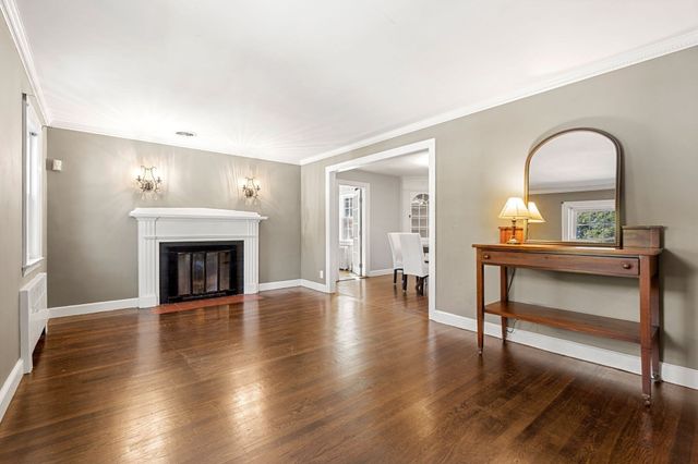 27 Glendale Road, Milton, MA 02186