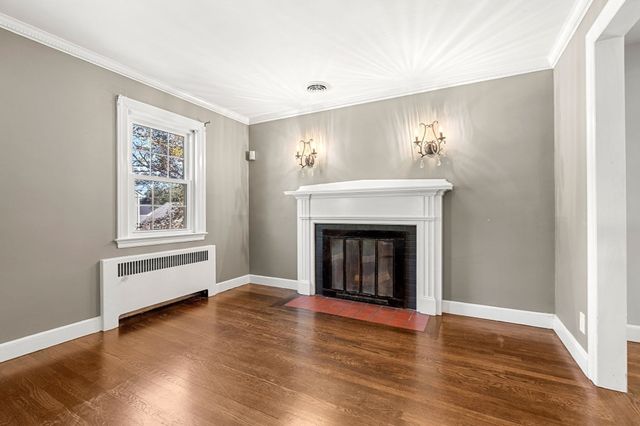 27 Glendale Road, Milton, MA 02186