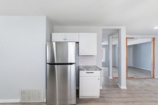 6028 Walraven Circle, Fort Worth, TX 76133