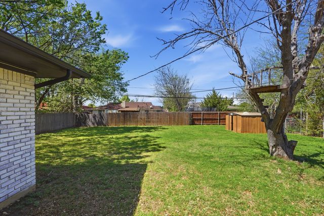 6028 Walraven Circle, Fort Worth, TX 76133