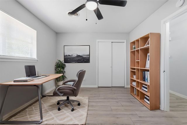 6028 Walraven Circle, Fort Worth, TX 76133