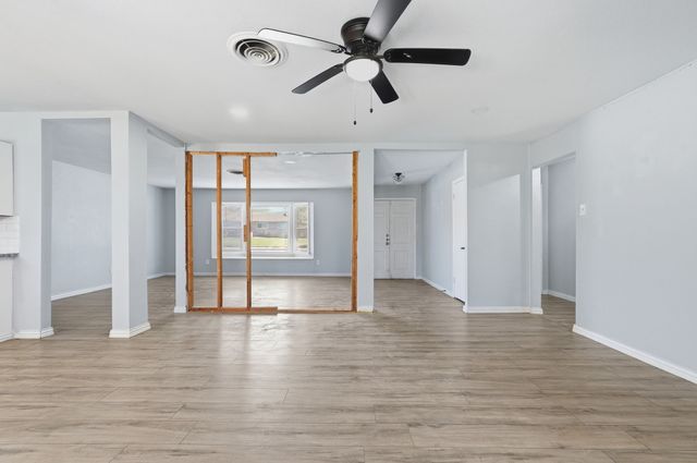 6028 Walraven Circle, Fort Worth, TX 76133