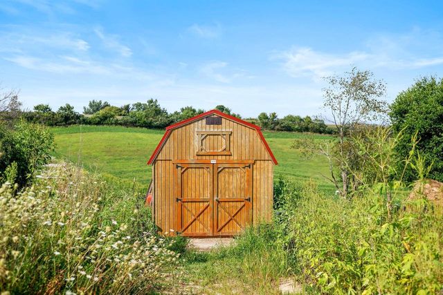 W10864 Santas Loop ROAD, Wonewoc, WI 53968