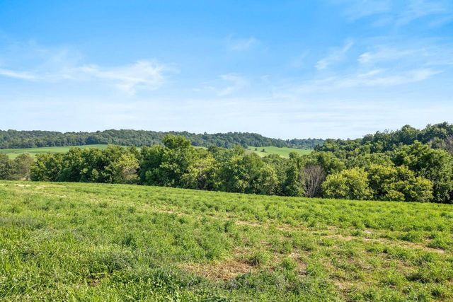 W10864 Santas Loop ROAD, Wonewoc, WI 53968