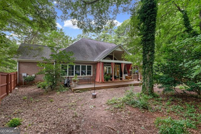 30 Couples Court, Newnan, GA 30265