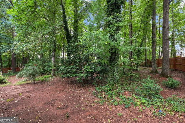 30 Couples Court, Newnan, GA 30265