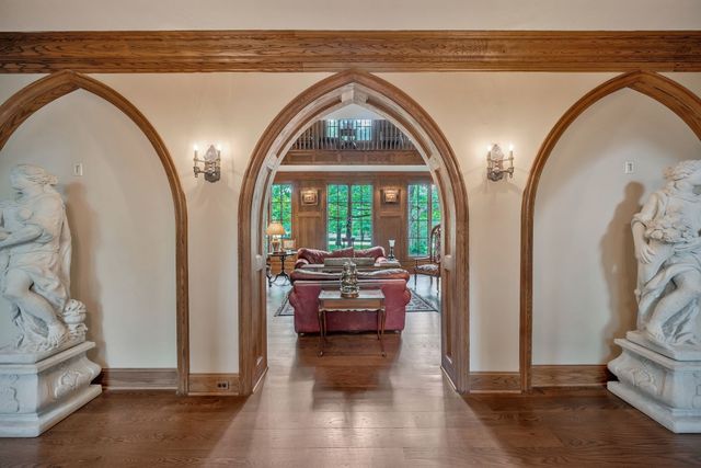 1108 Belle Meade Blvd, Nashville, TN 37205