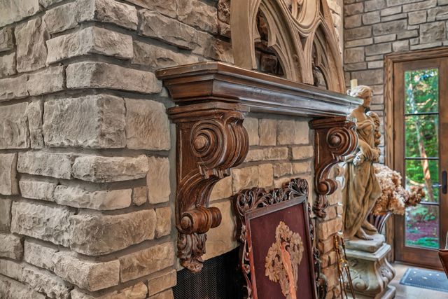 1108 Belle Meade Blvd, Nashville, TN 37205