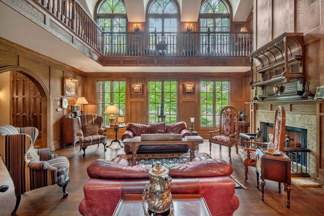 1108 Belle Meade Blvd, Nashville, TN 37205