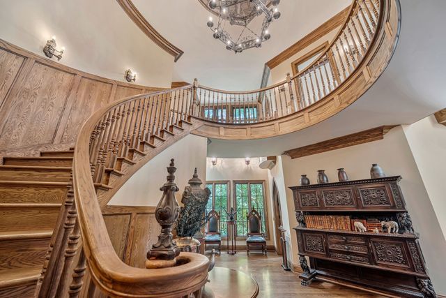 1108 Belle Meade Blvd, Nashville, TN 37205